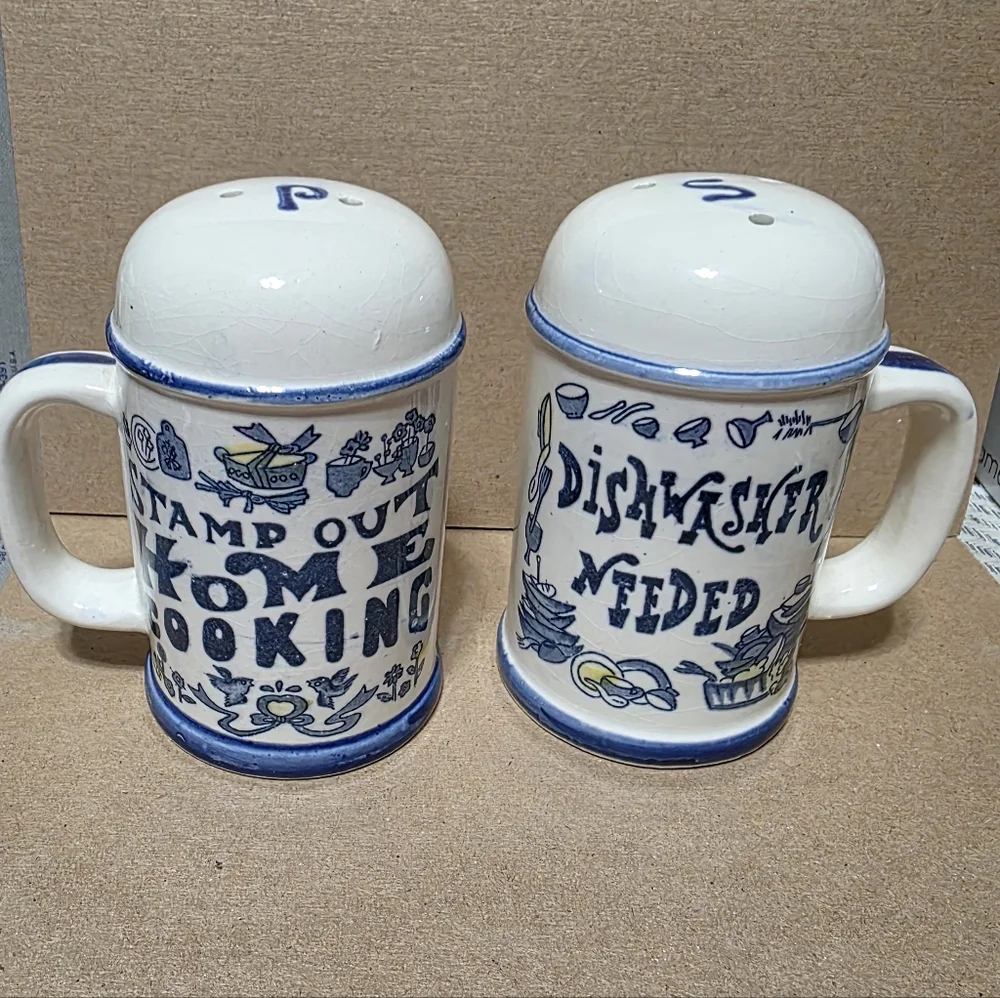Vtg Farmhouse Salt Pepper Shaker Set Dishwasher Needed Large Stove Top Size